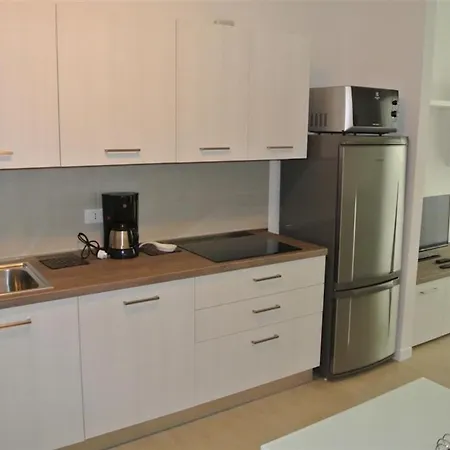 Modern Flat 200 M From The * 비비오네